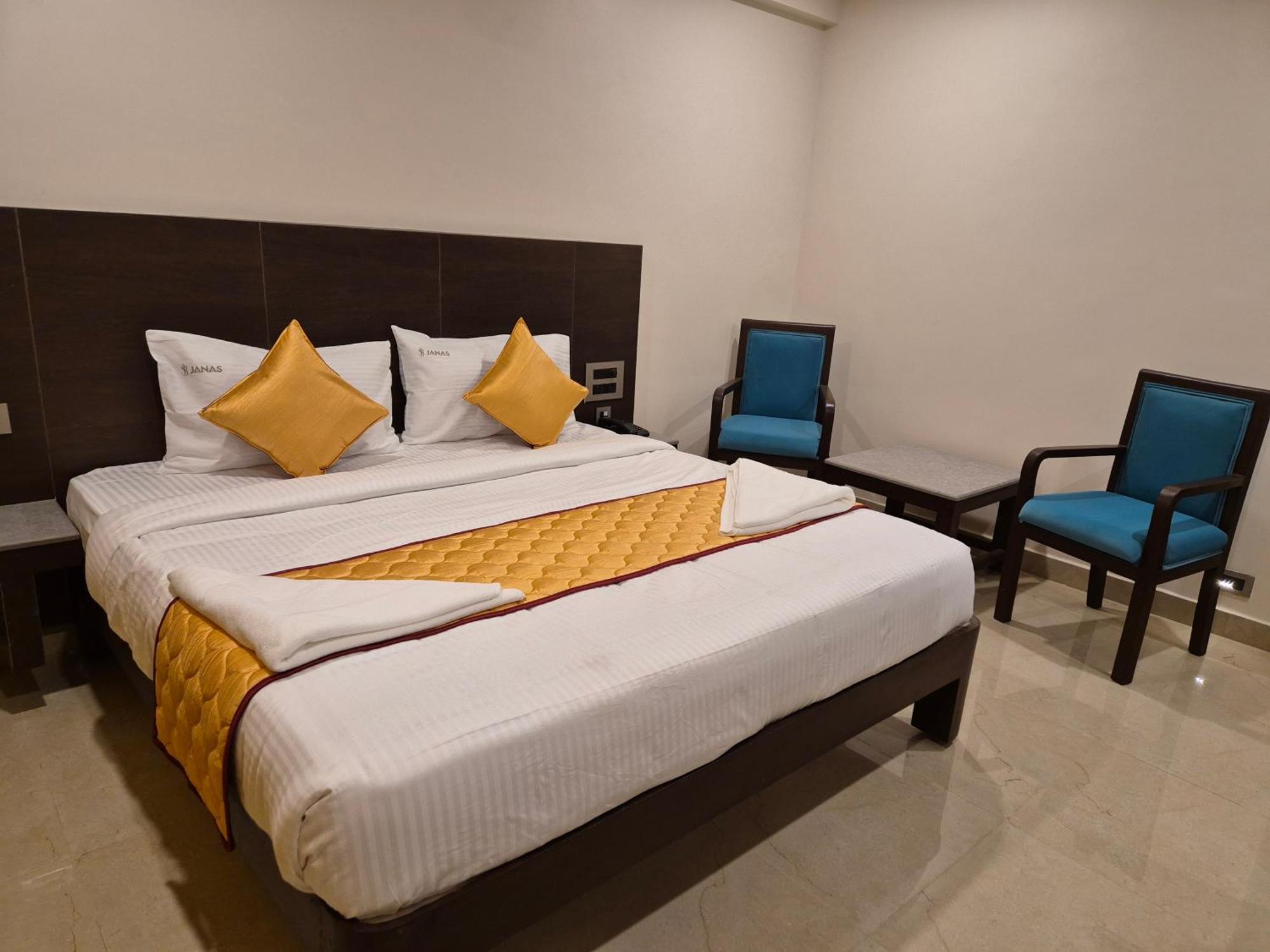 Hotel Janas Tirupati Exterior foto