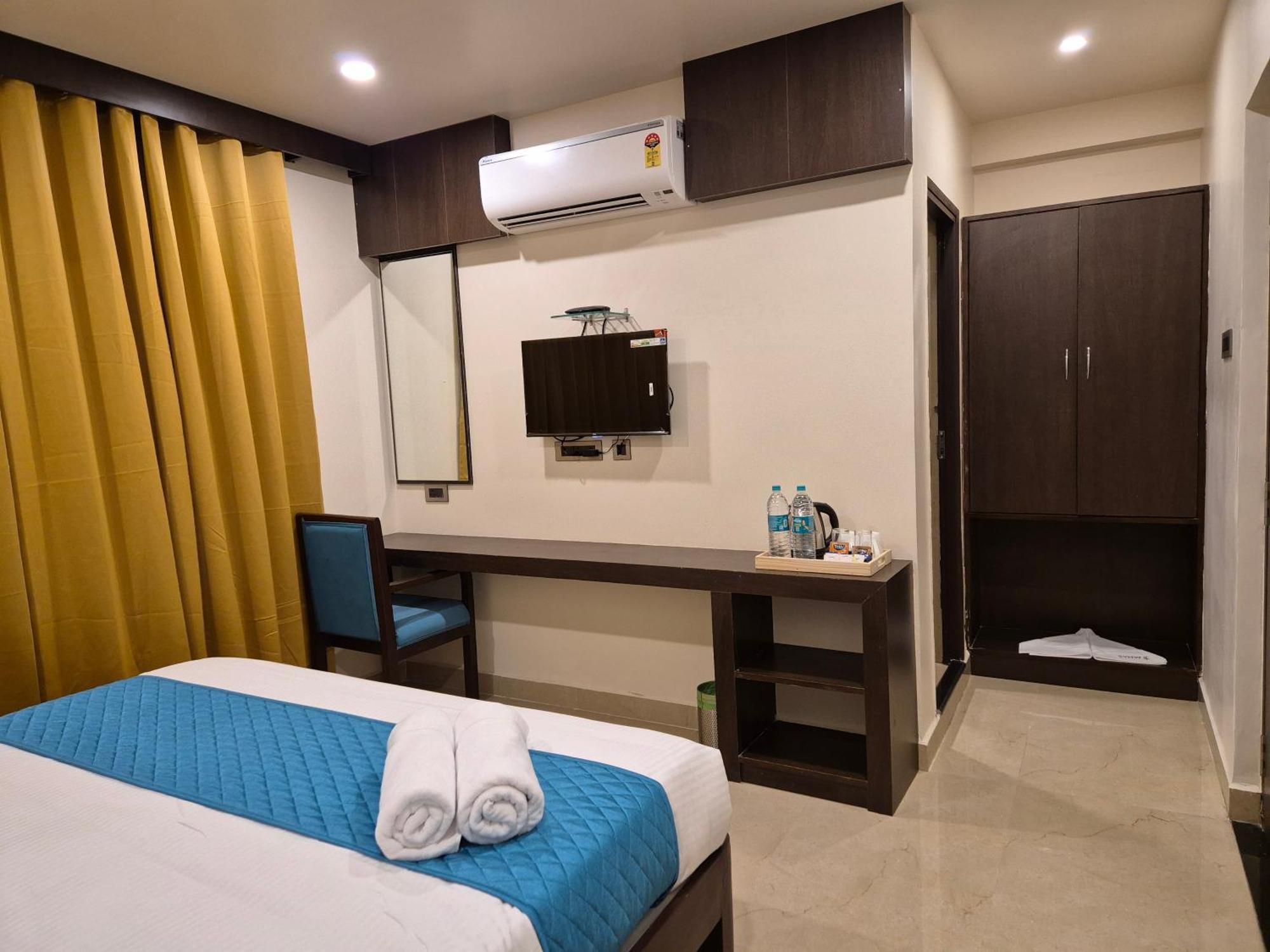 Hotel Janas Tirupati Exterior foto